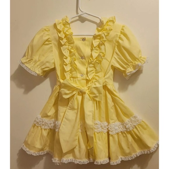 Vintage Mini World Yellow Tiered Lace Ruffle Party Dress 4T Pristine Condition! - Picture 8 of 11